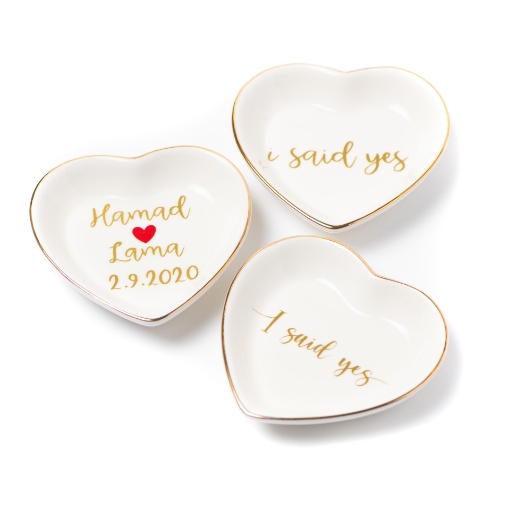 Picture of Ceramic dish in heart shape